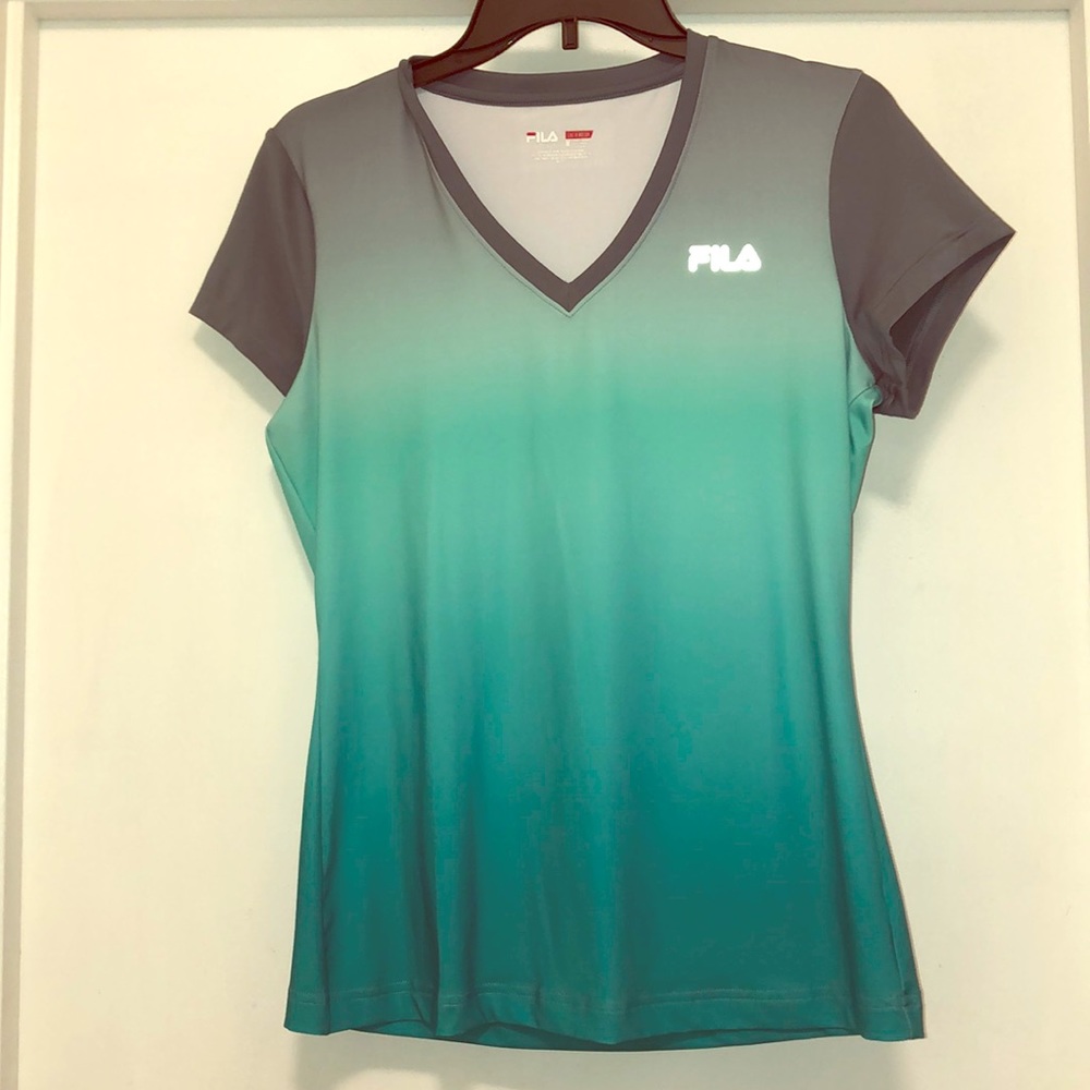 Fila workout shirt NWOT